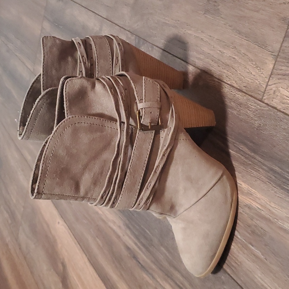 Qupid Women's Ankle Boot